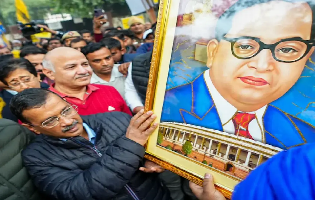 Kejriwal, Ambedkar Scholarship Yojana