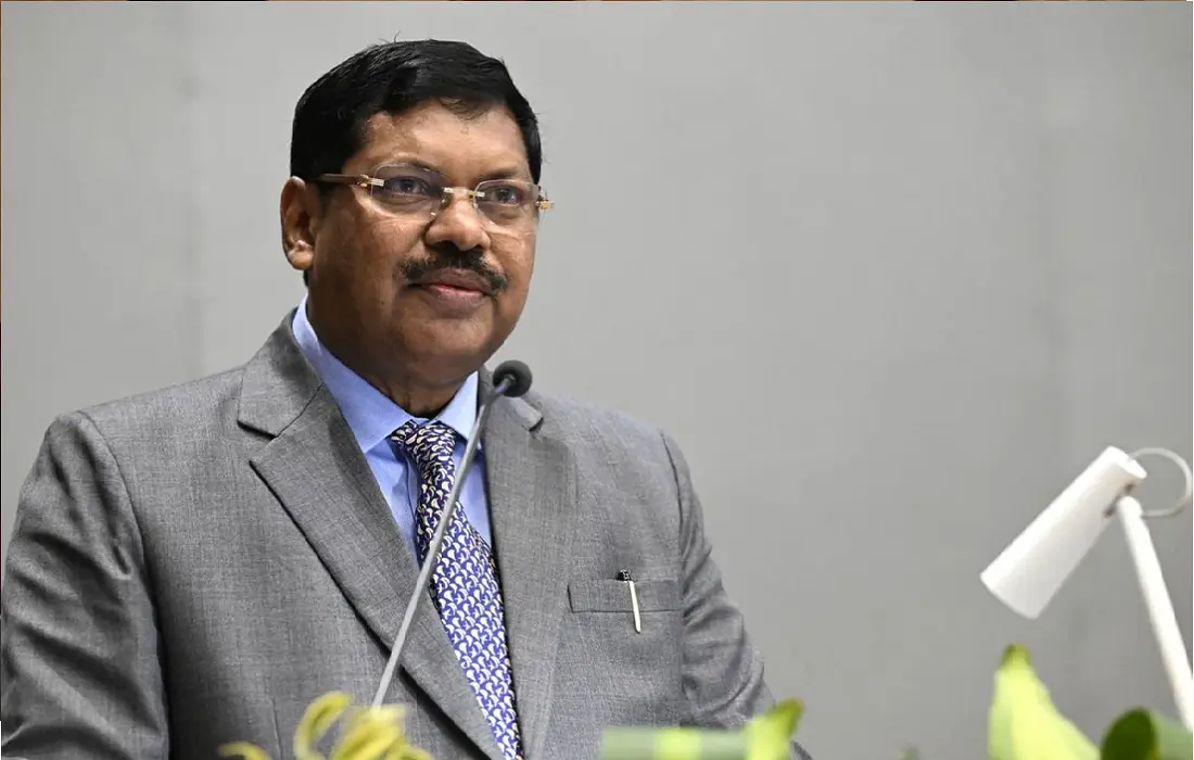 CJI विवाद में कूदी कांग्रेस, दिग्गज नेताओं ने बताया दलित से जोड़कर अपमान