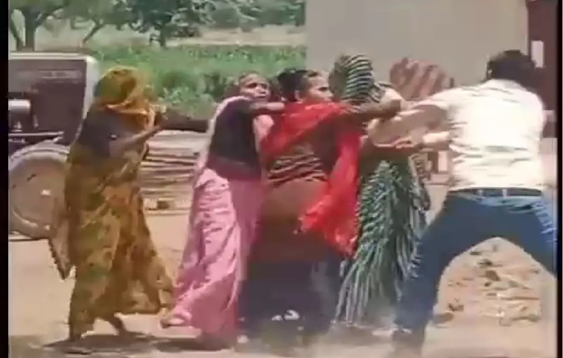 Dalit women attacked in Jalesar, Jalesar news