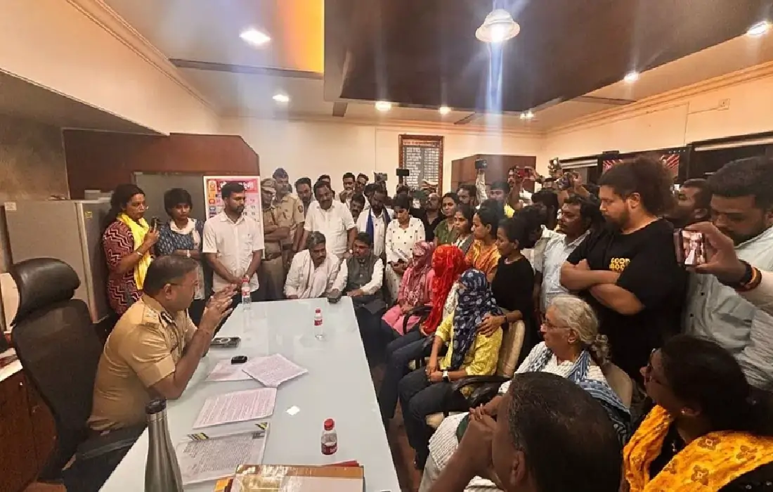 Pune news, Assault With Dalit Girls