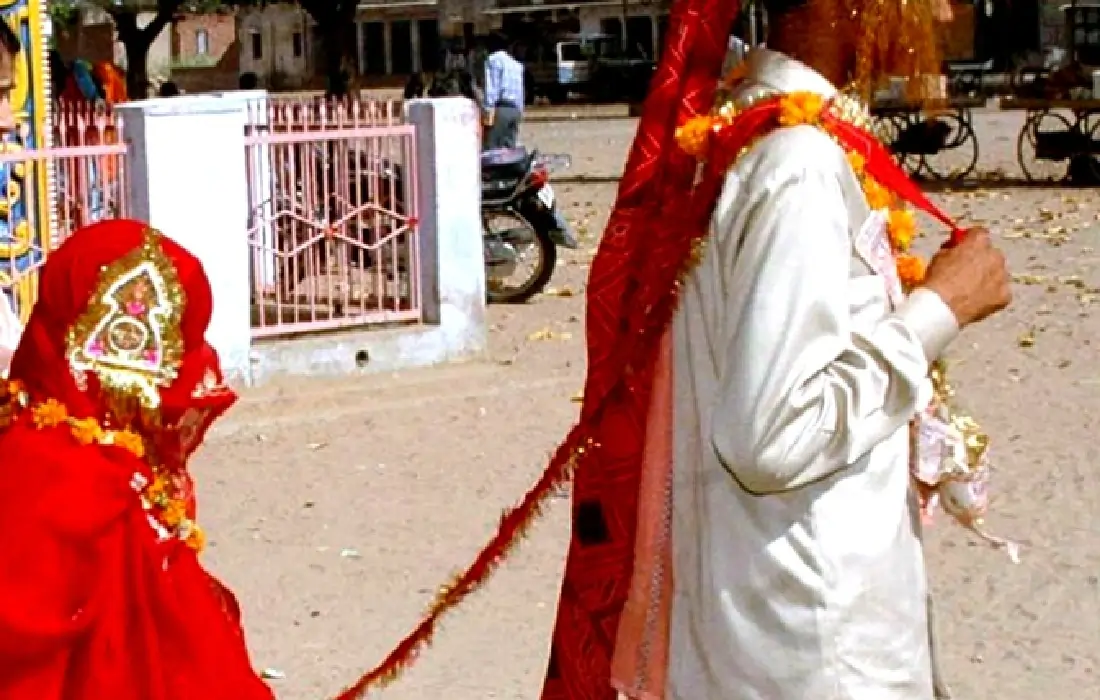 Dalit girl forcefully married, Uttar crime news