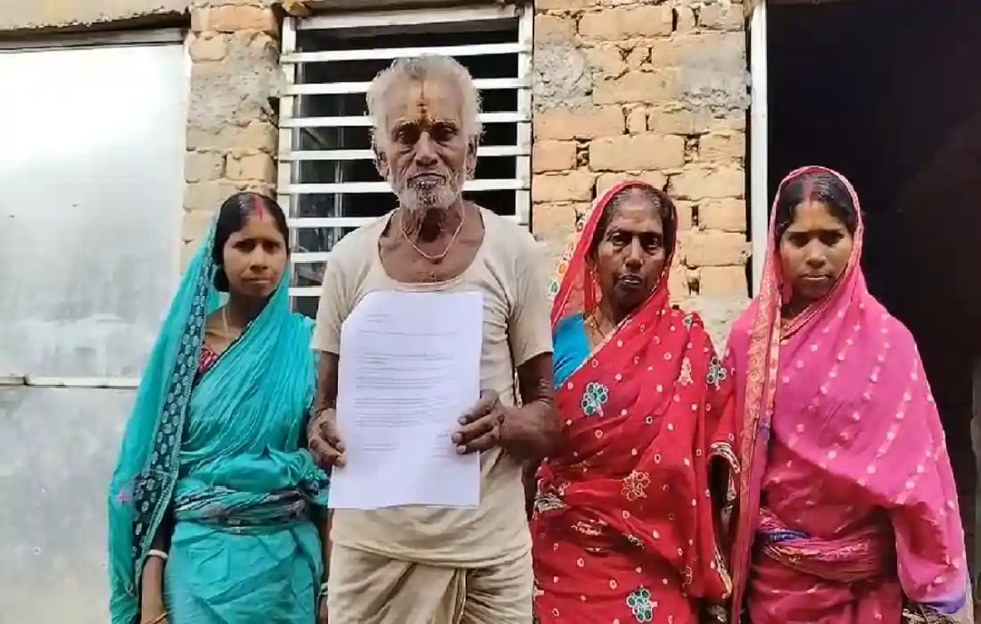 Jharkhand news, Caste discrimination with Dalit